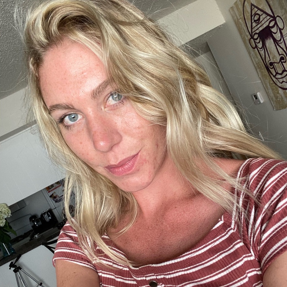 Meet your Posher, Jennifer